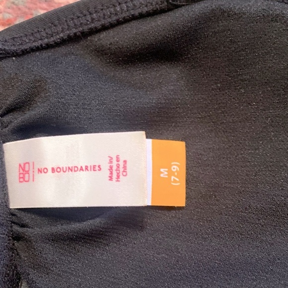 NoBo Black Strapless Bikini Top - Picture 2 of 5